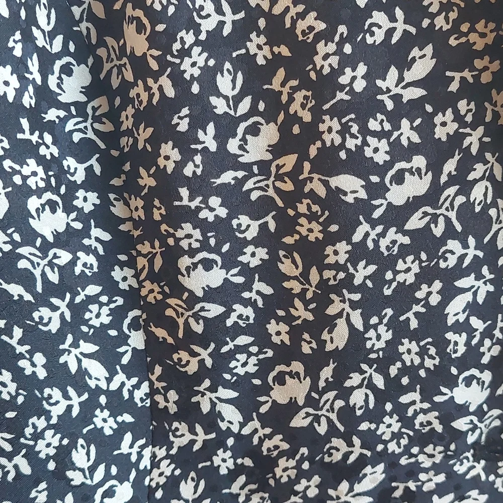 Dolce & Gabana vintage silk blazer - Picture 2 of 8